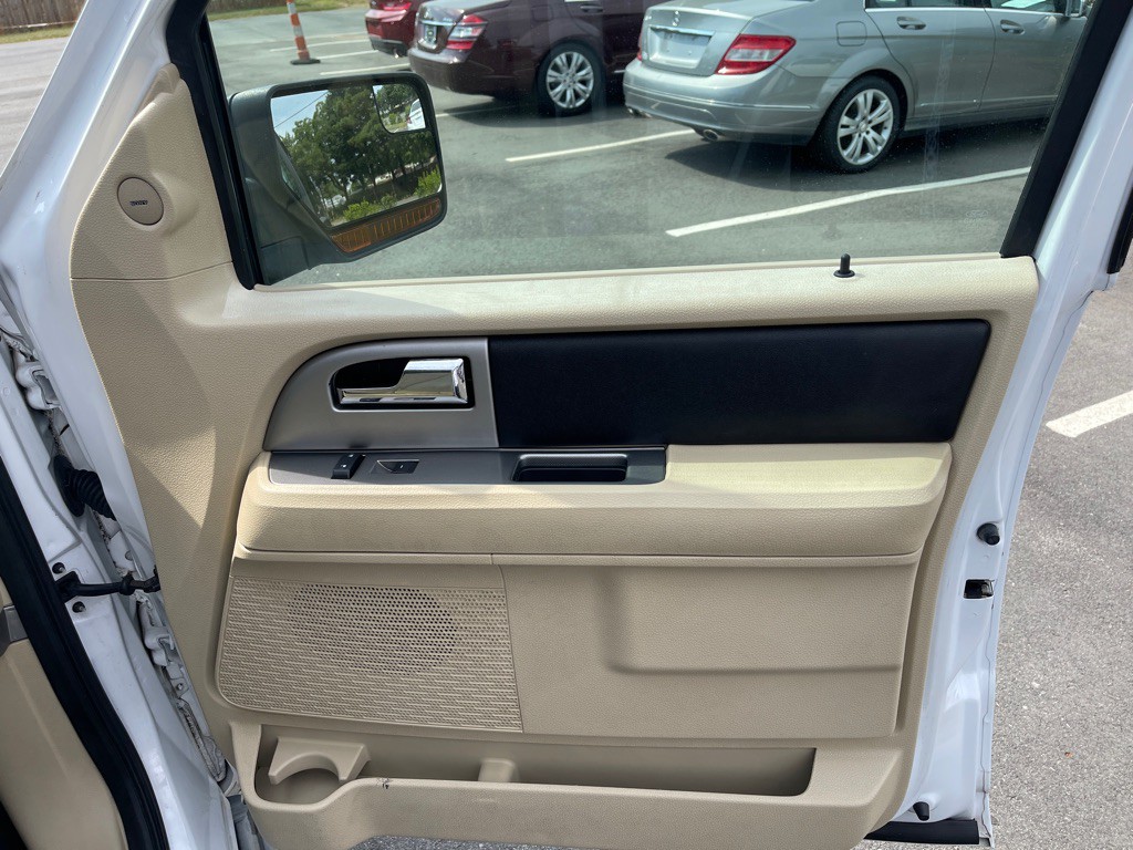 2017 Ford Expedition Image 17