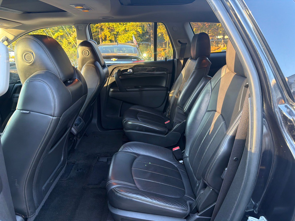 2013 Buick Enclave Image 11