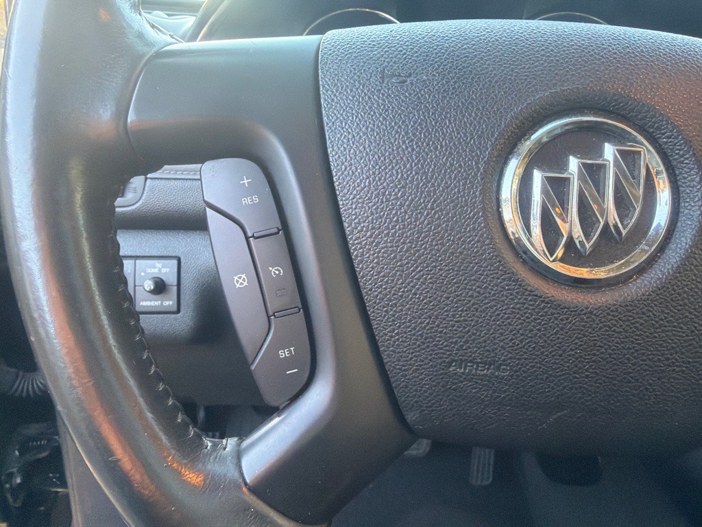 2013 Buick Enclave Image 25