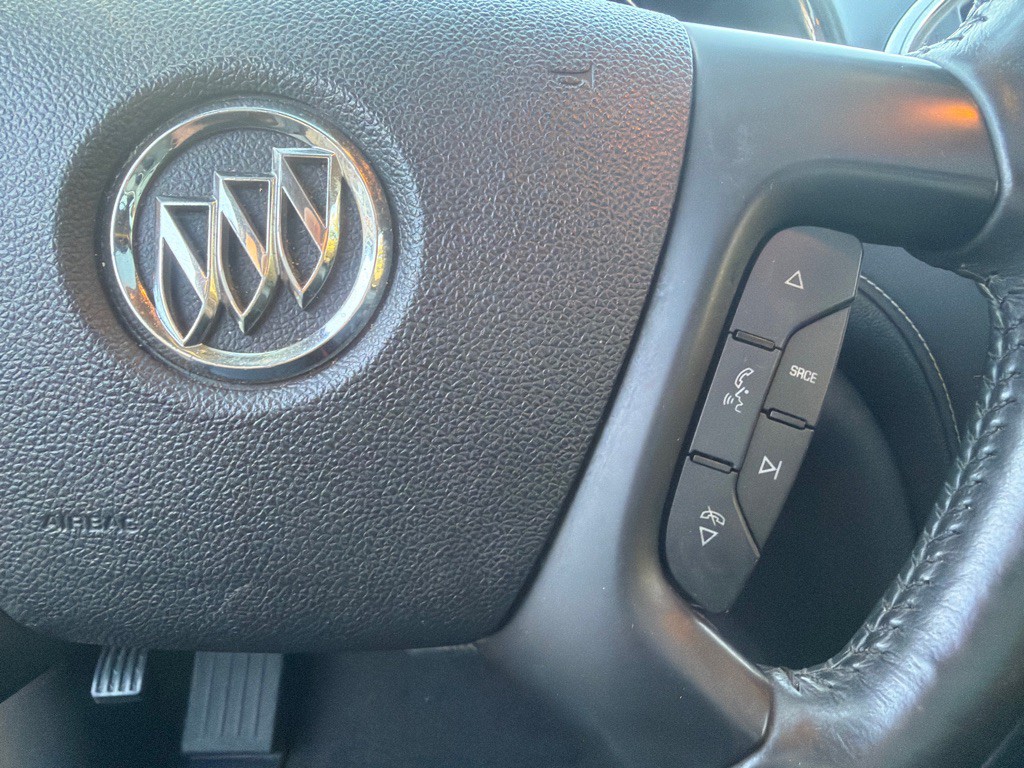 2013 Buick Enclave Image 26