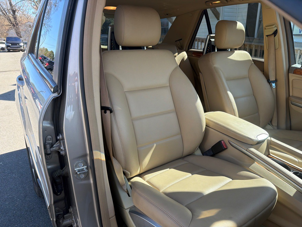 2009 Mercedes-Benz M-Class Image 15
