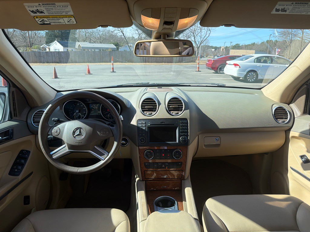 2009 Mercedes-Benz M-Class Image 18