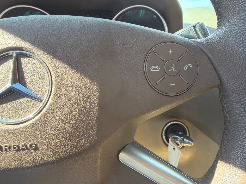 2009 Mercedes-Benz M-Class Image 24