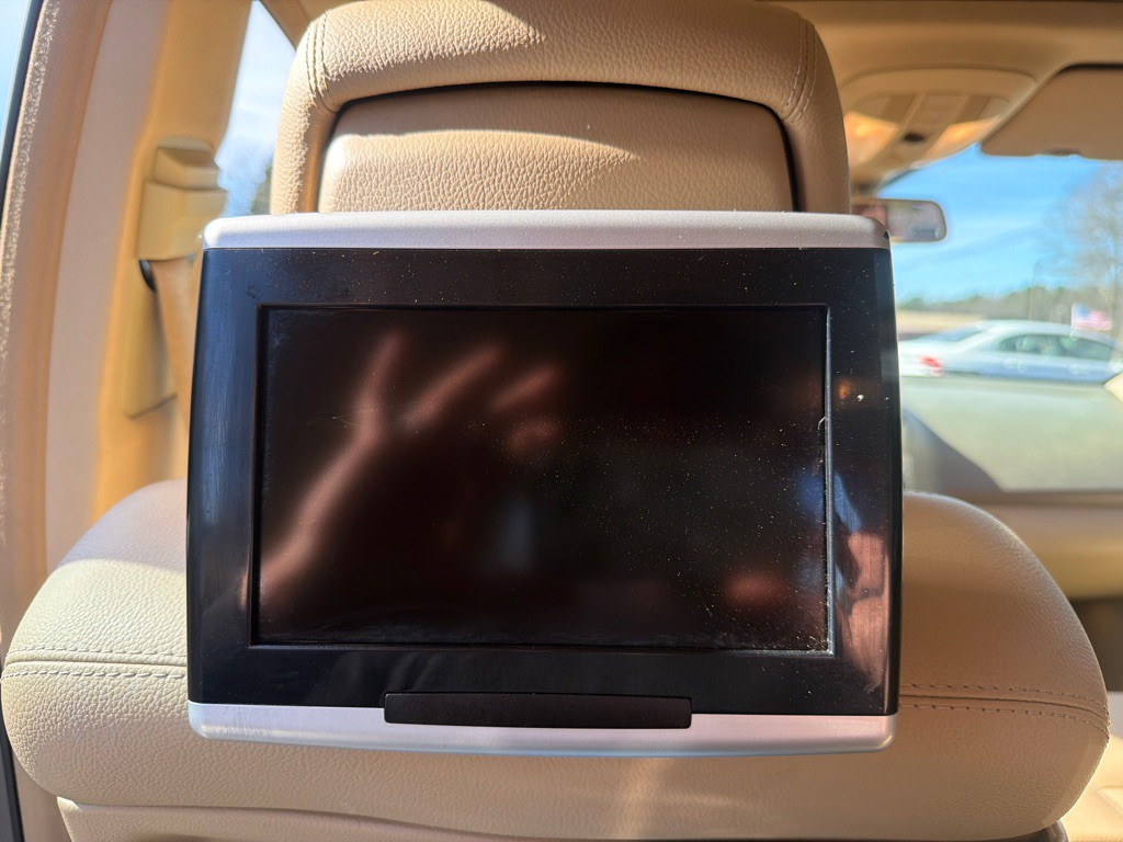 2009 Mercedes-Benz M-Class Image 26