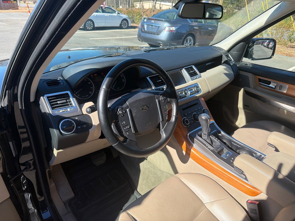 2011 Land Rover Range Rover Sport Image 8