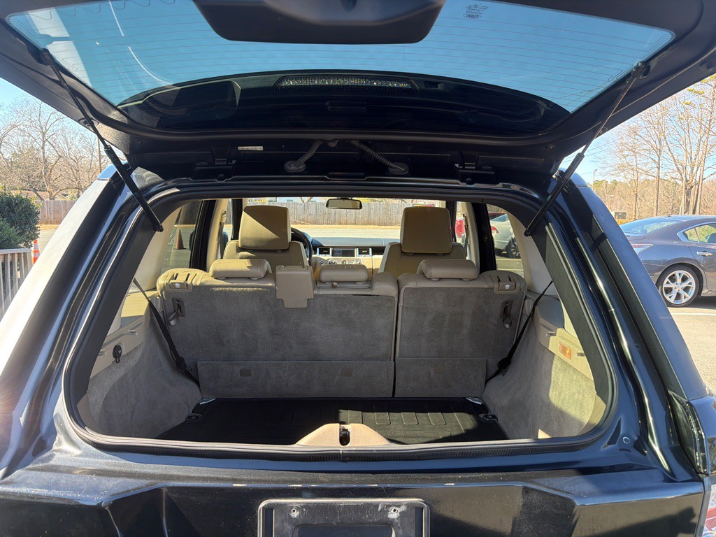 2011 Land Rover Range Rover Sport Image 17