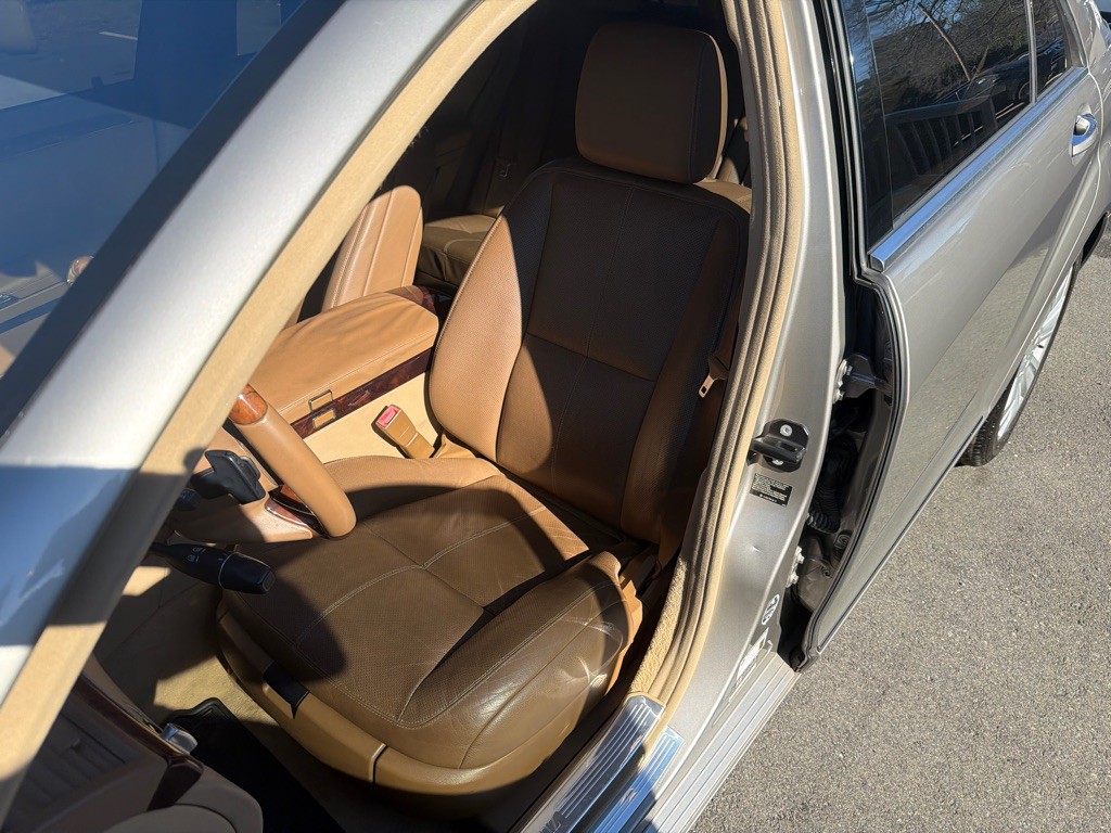 2009 Mercedes-Benz S-Class Image 9