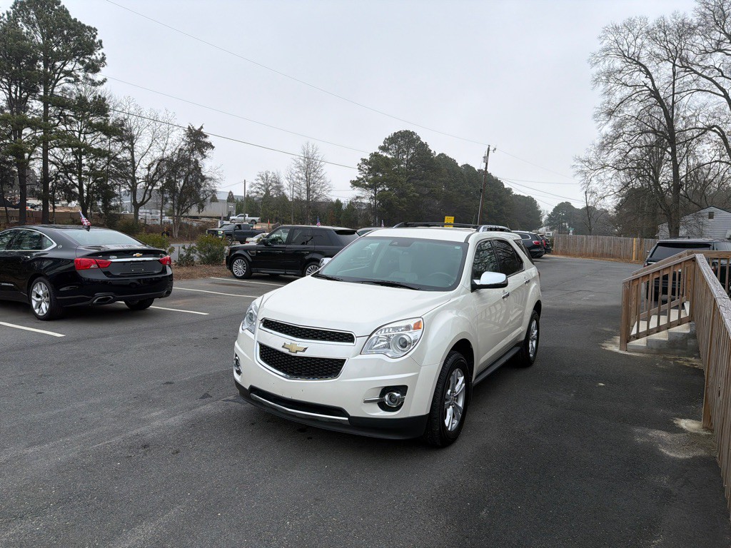 2013 Chevrolet Equinox Image 2