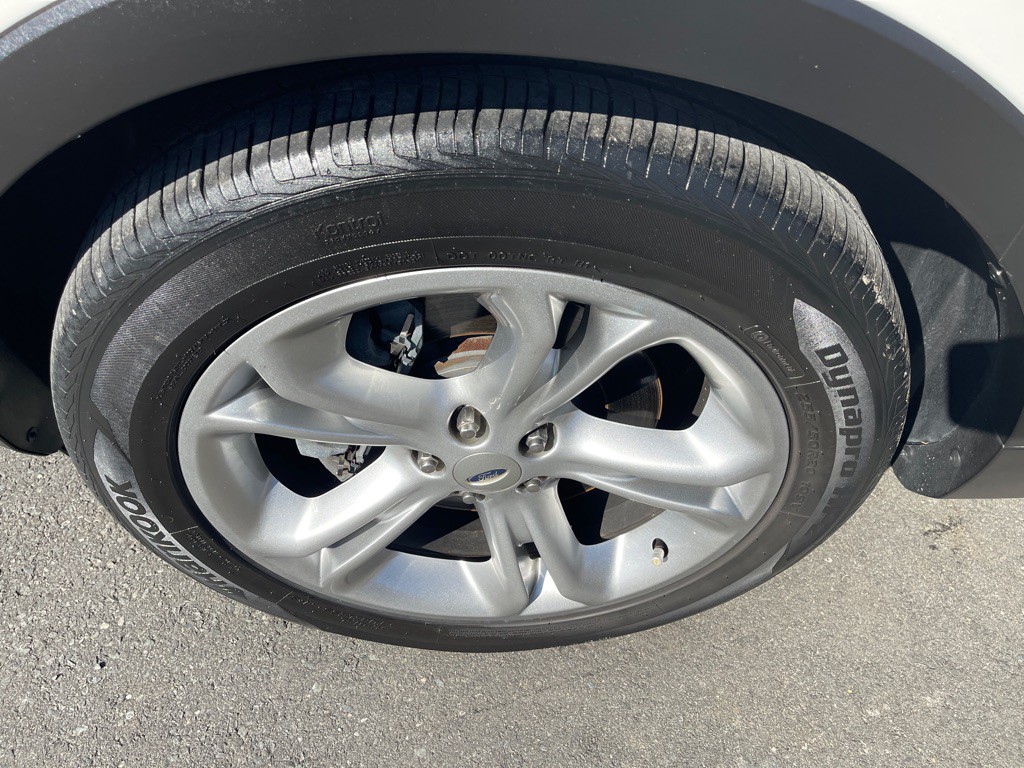 2015 Ford Explorer Image 27