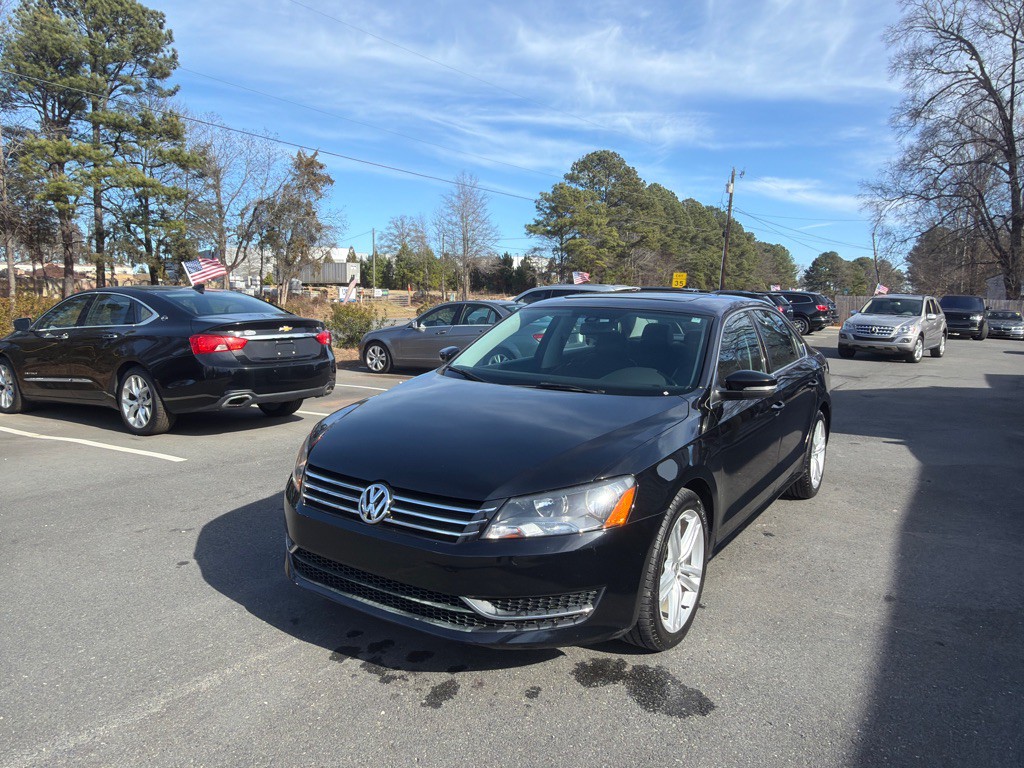 2014 Volkswagen Passat Image 2
