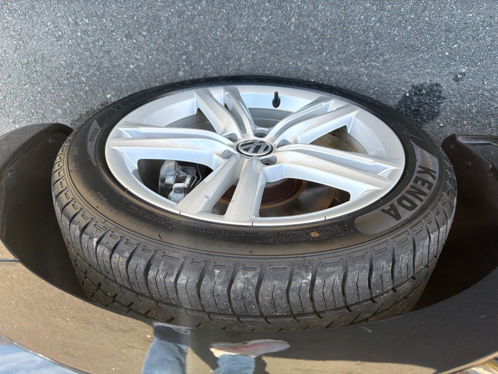 2014 Volkswagen Passat Image 26