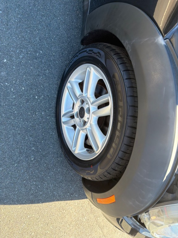 2012 MINI Cooper Image 24