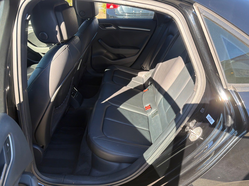 2016 Audi A3 Image 10