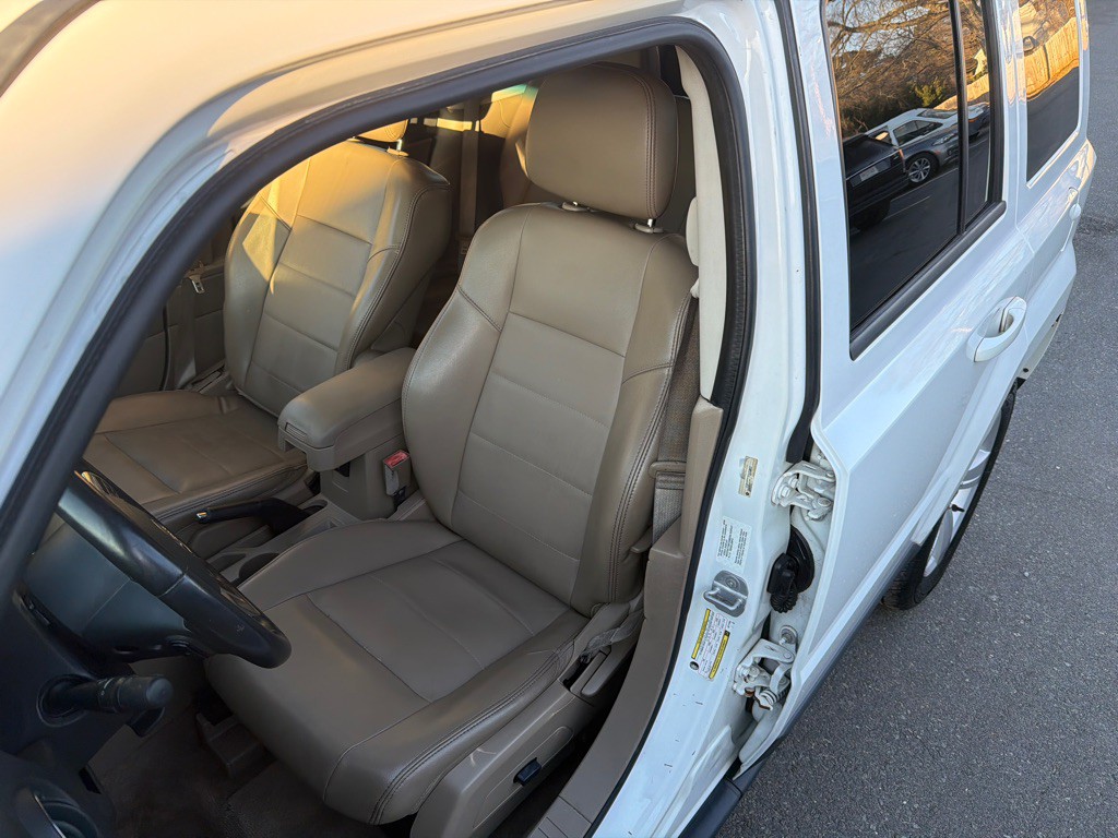 2013 Jeep Patriot Image 9