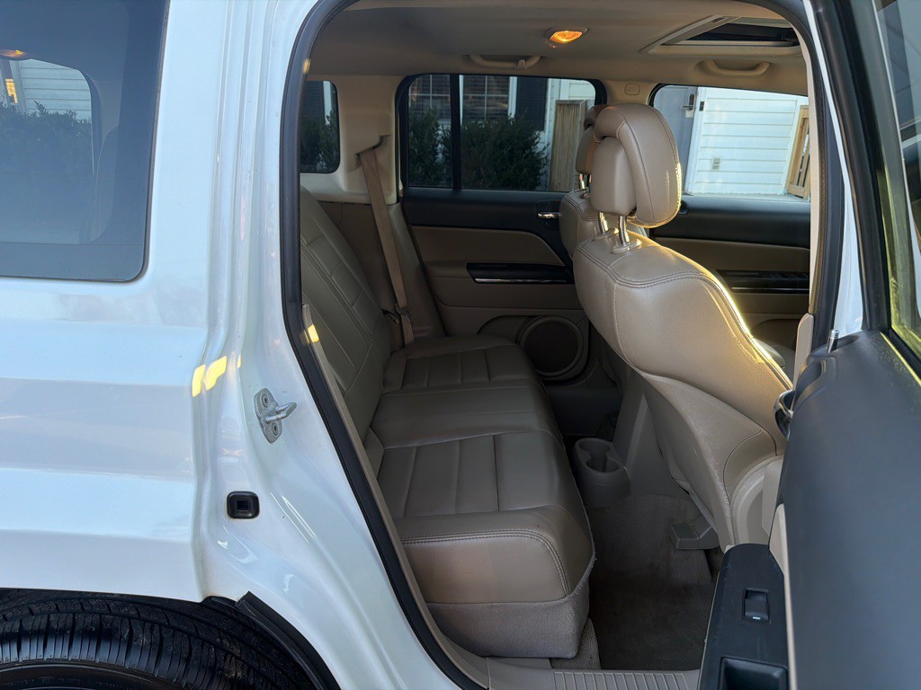 2013 Jeep Patriot Image 12