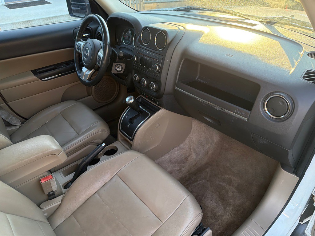 2013 Jeep Patriot Image 14