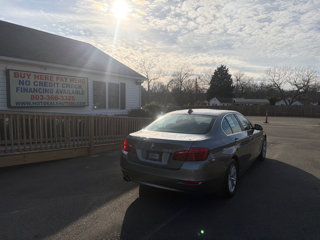 2016 BMW 5 Series Image 5