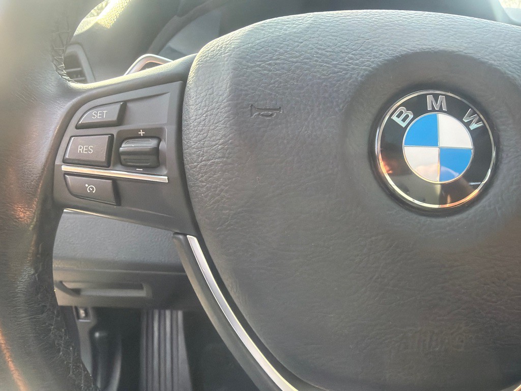 2016 BMW 5 Series Image 23