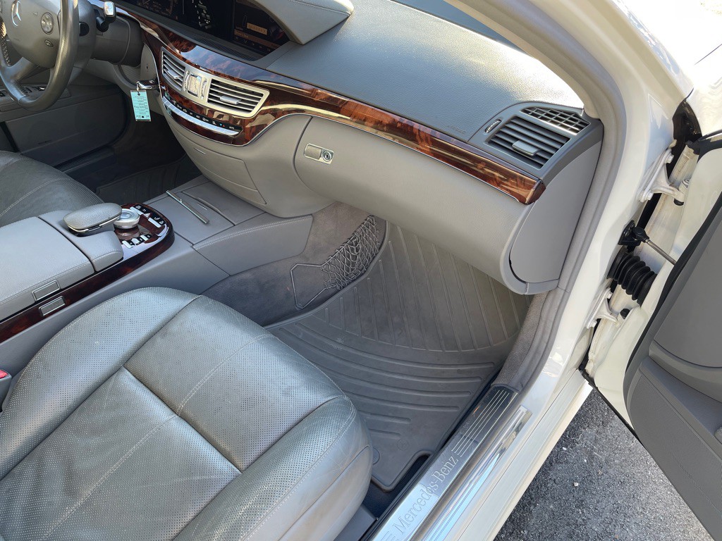 2007 Mercedes-Benz S-Class Image 14
