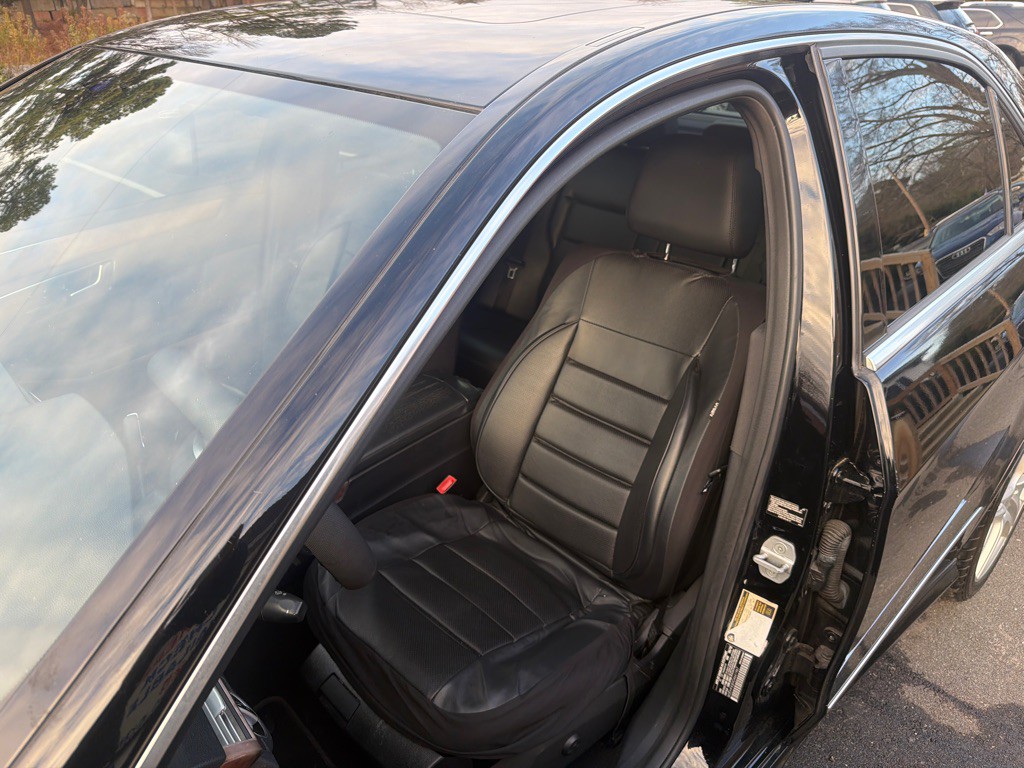 2013 Mercedes-Benz E-Class Image 9