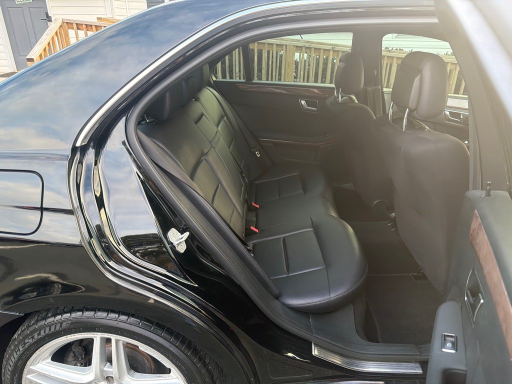 2013 Mercedes-Benz E-Class Image 12