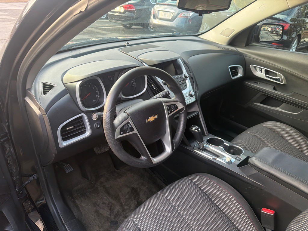 2017 Chevrolet Equinox Image 8