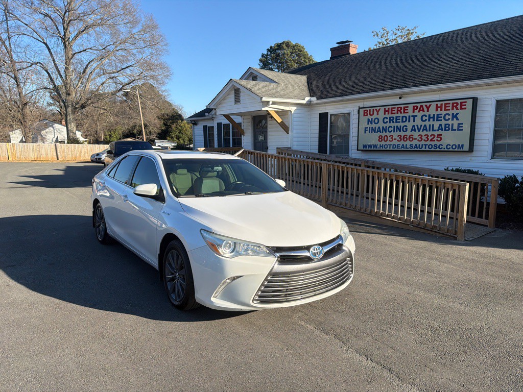 2015 Toyota Camry Image 1