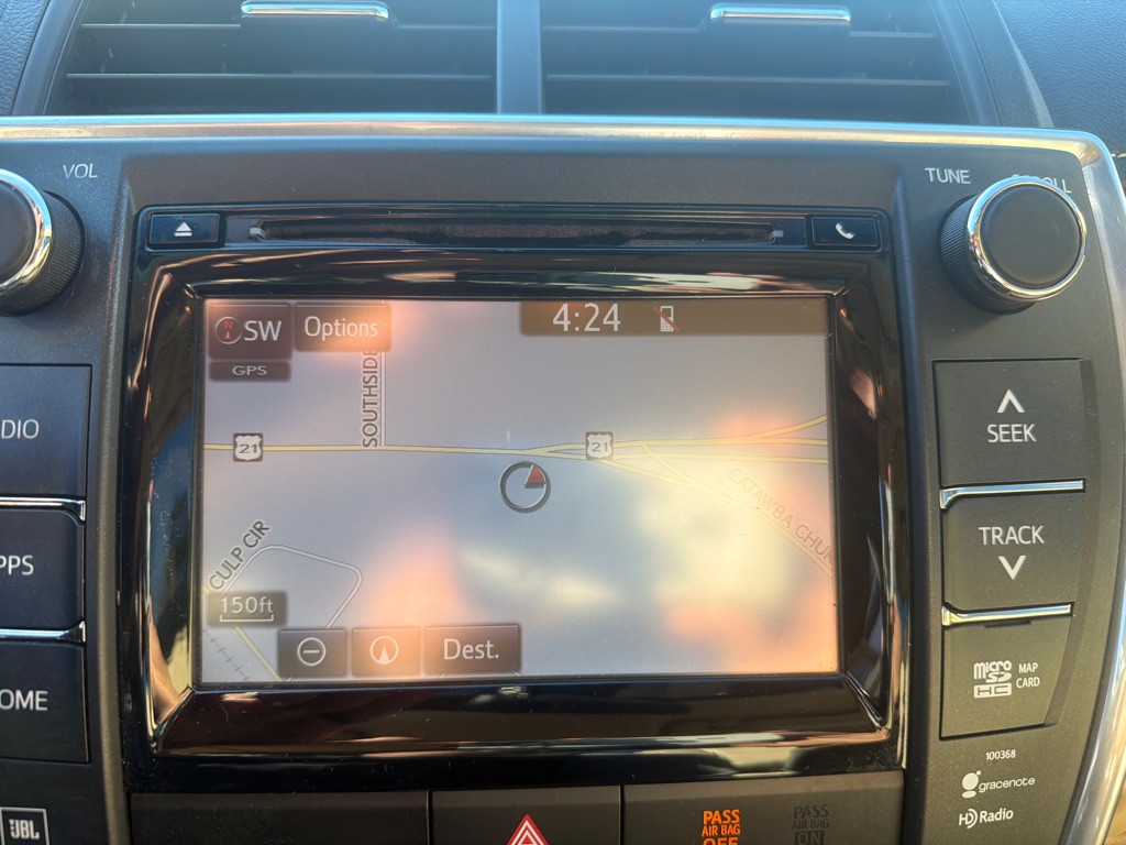 2015 Toyota Camry Image 20