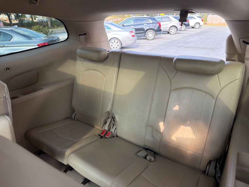 2012 Buick Enclave Image 17