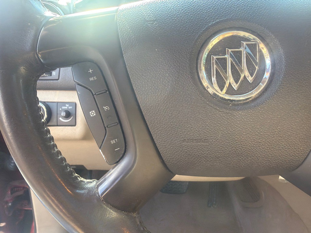 2012 Buick Enclave Image 25