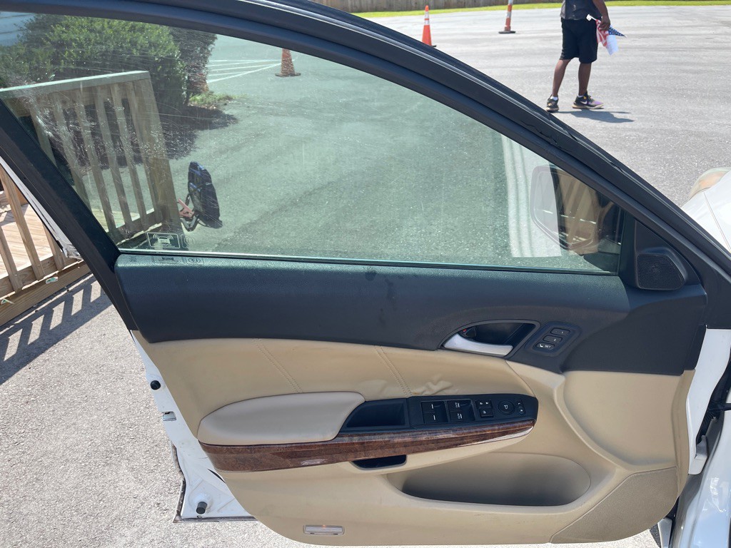 2011 Honda Accord Image 10