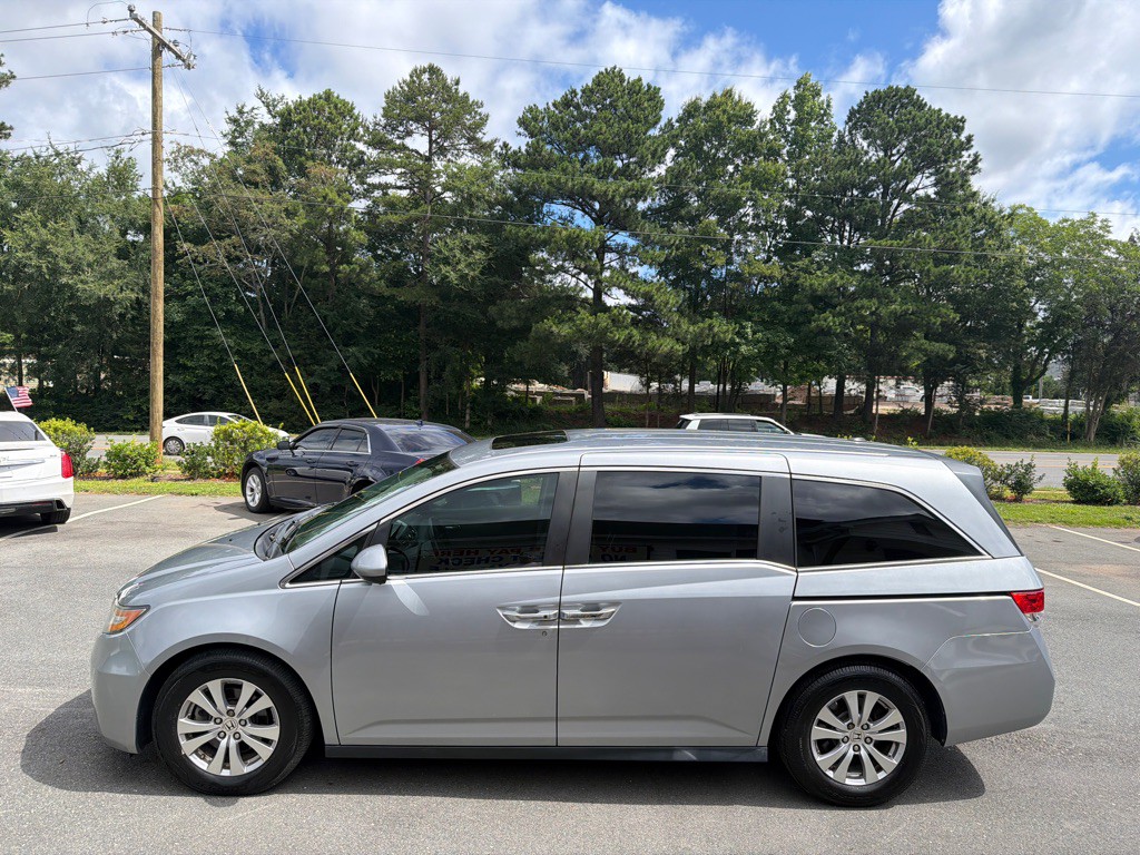 2016 Honda Odyssey Image 3