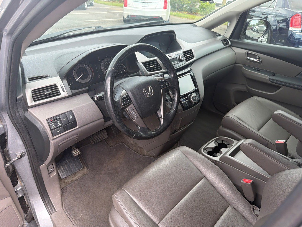2016 Honda Odyssey Image 8