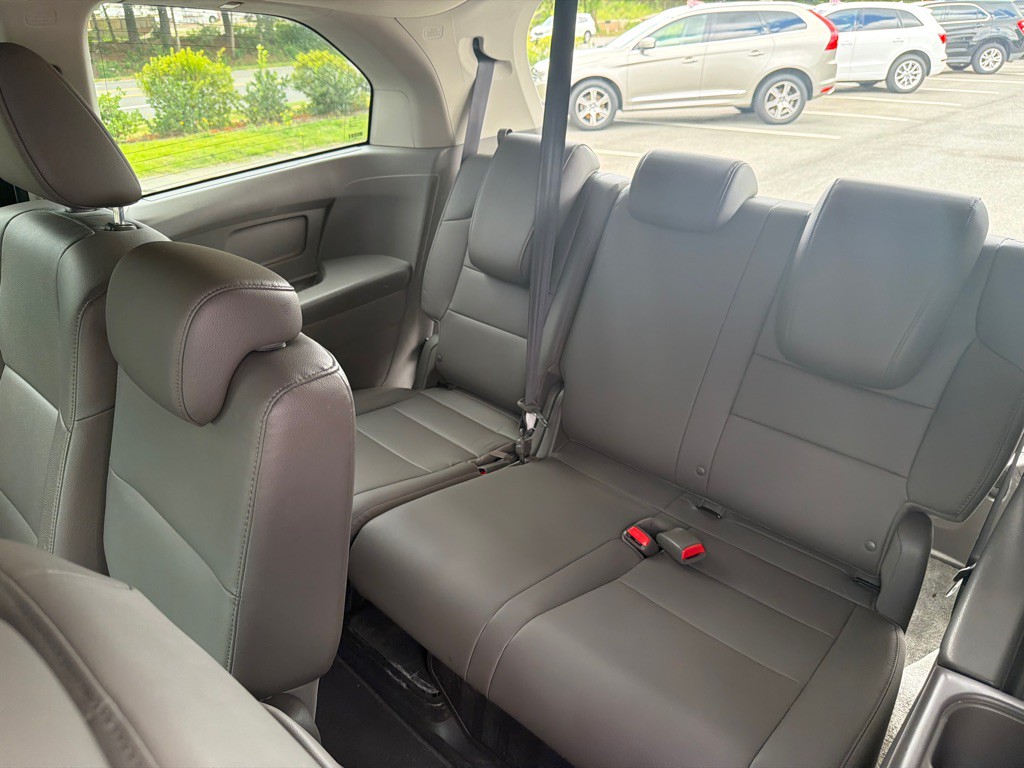 2016 Honda Odyssey Image 12