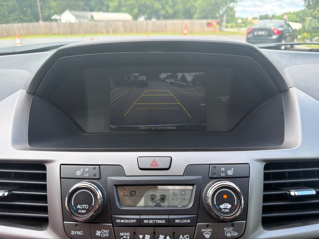 2016 Honda Odyssey Image 22