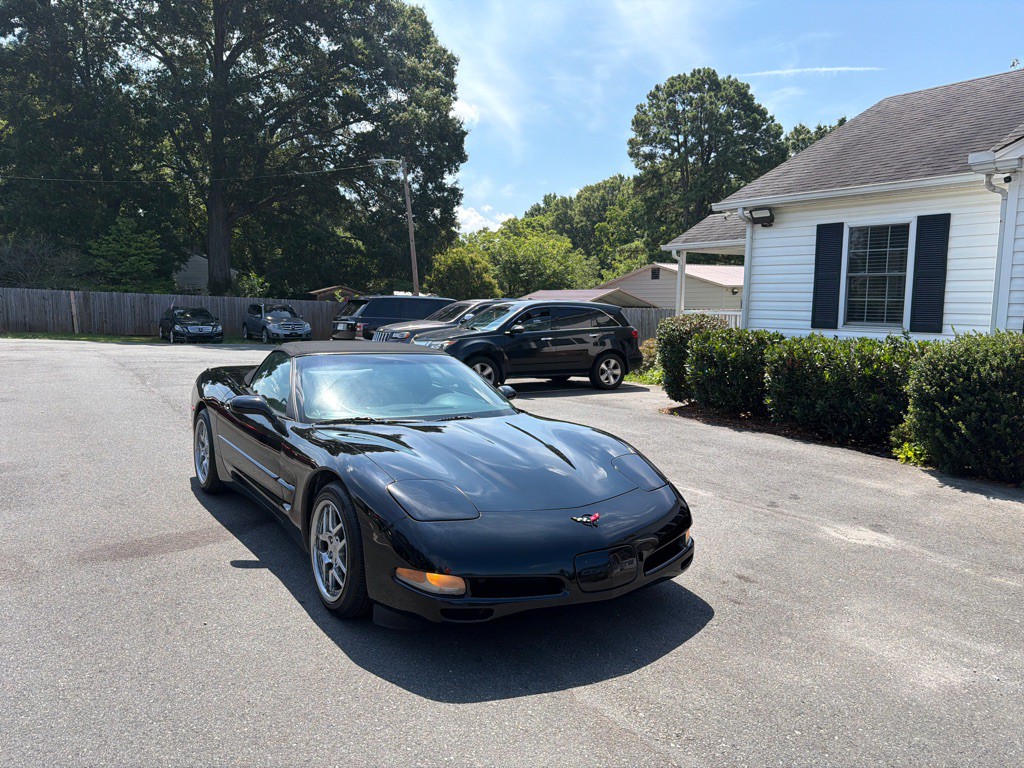 1999 Chevrolet Corvette Image 1