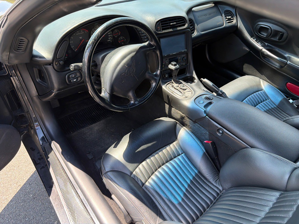 1999 Chevrolet Corvette Image 8