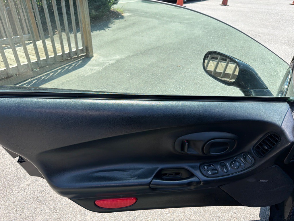 1999 Chevrolet Corvette Image 10