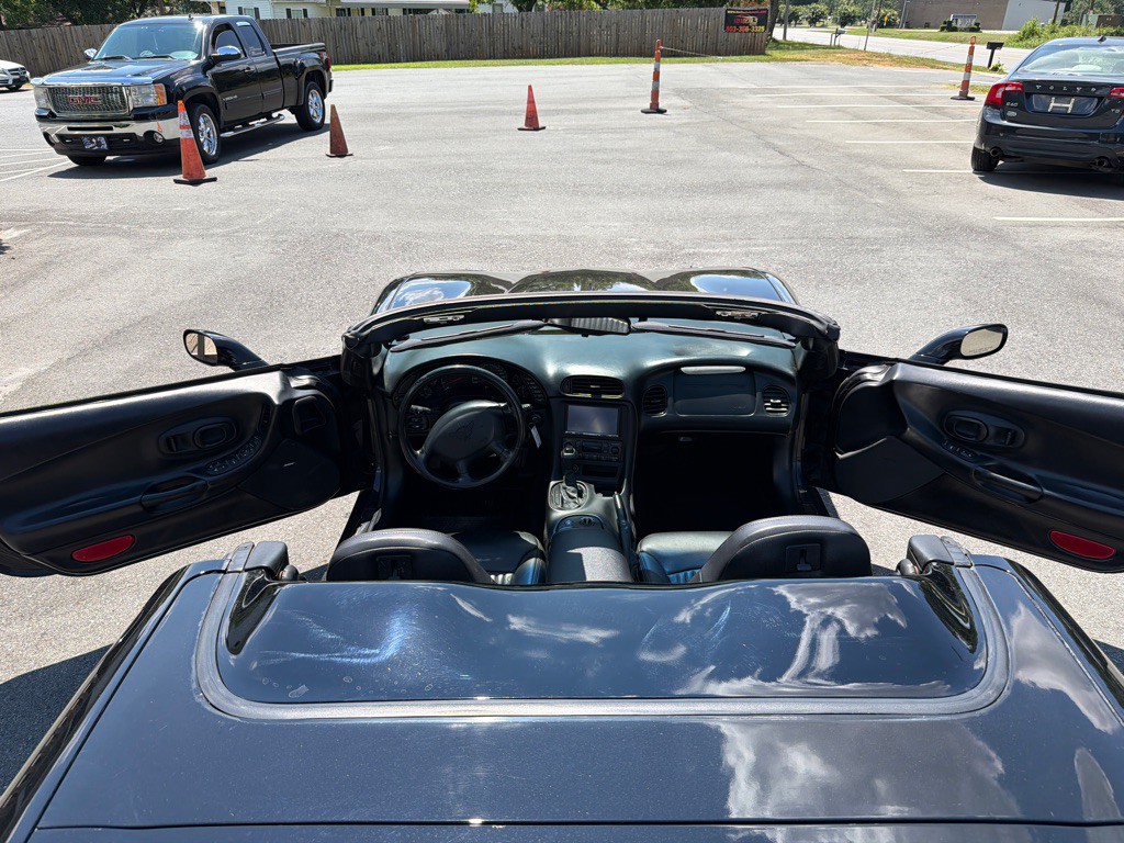 1999 Chevrolet Corvette Image 14