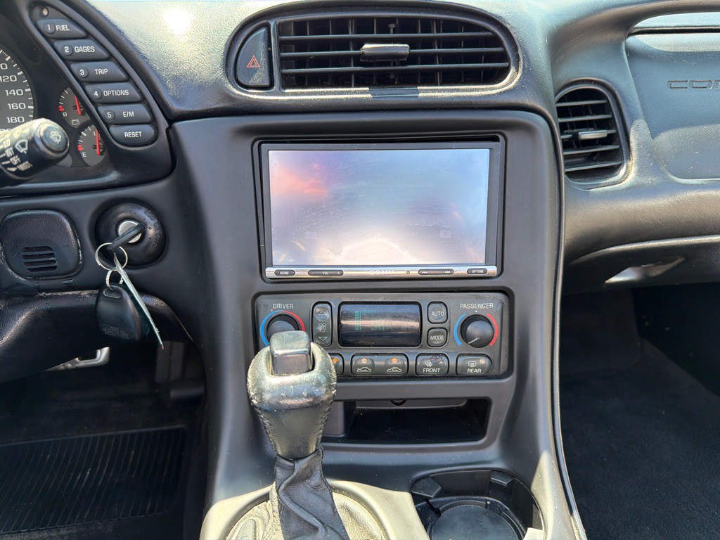 1999 Chevrolet Corvette Image 15