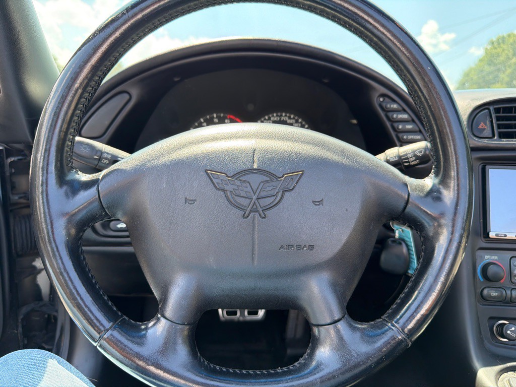 1999 Chevrolet Corvette Image 16