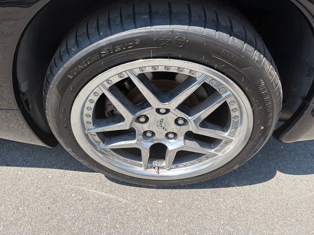 1999 Chevrolet Corvette Image 22