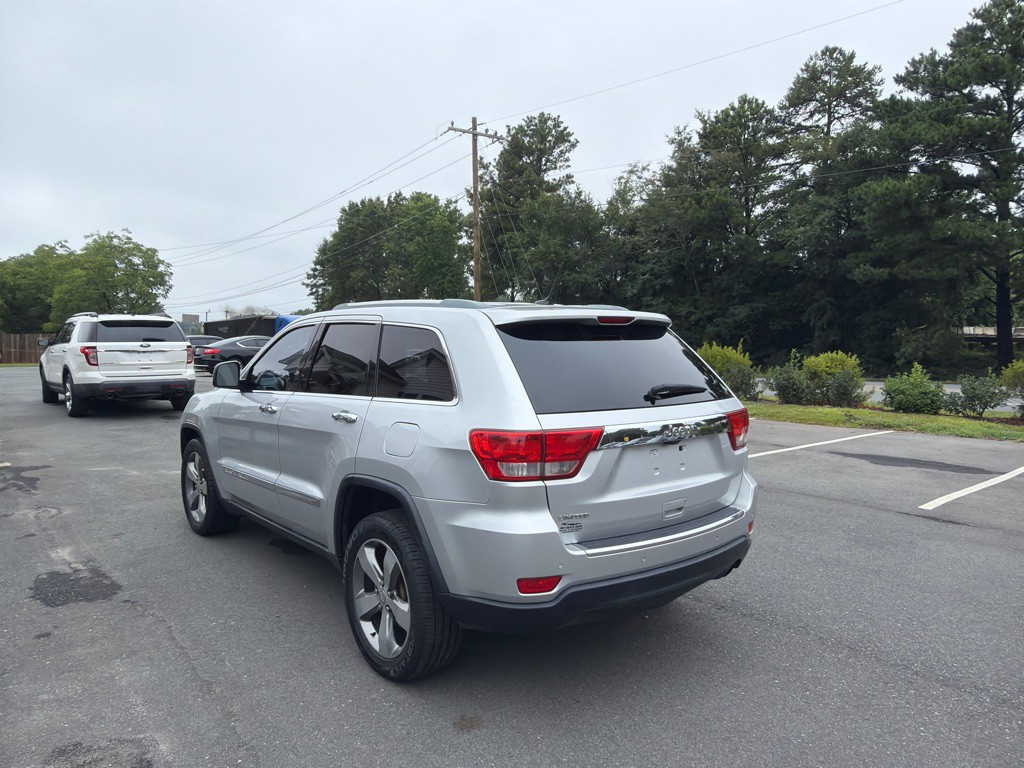 2012 Jeep Grand Cherokee Image 4