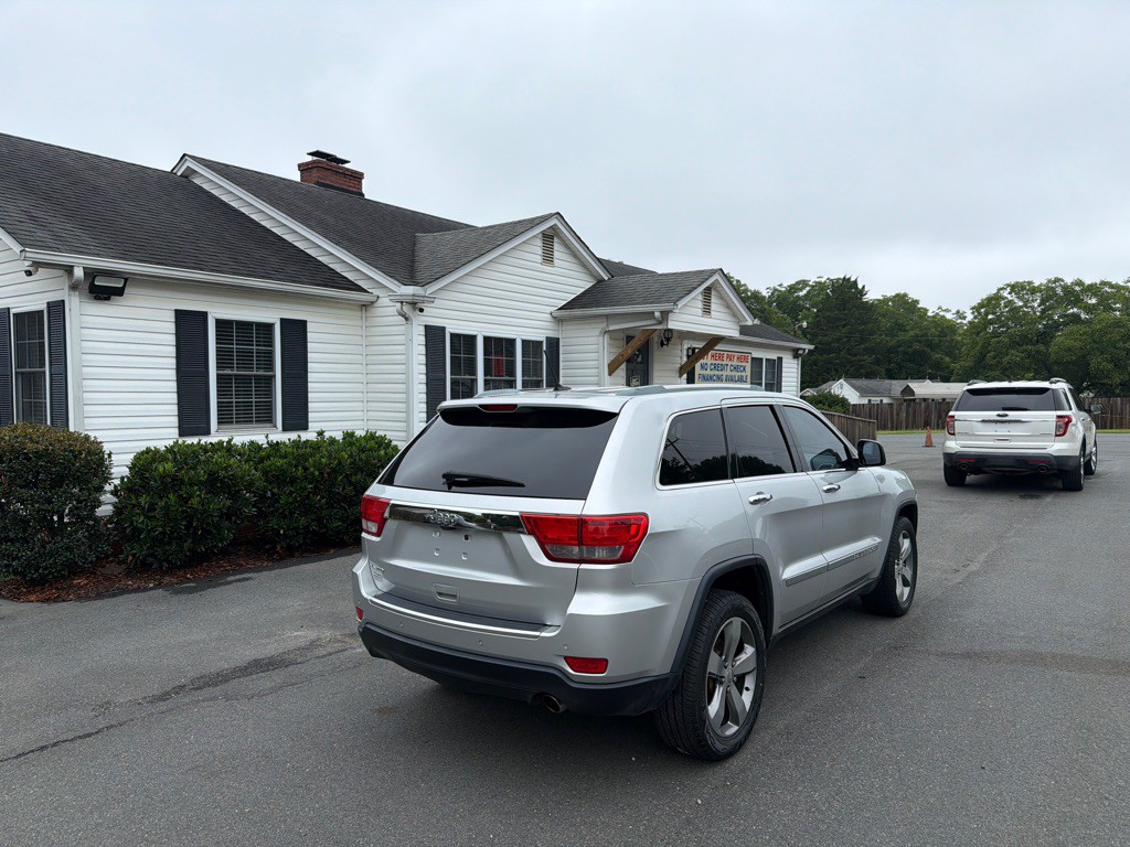 2012 Jeep Grand Cherokee Image 5