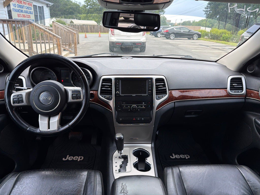 2012 Jeep Grand Cherokee Image 18