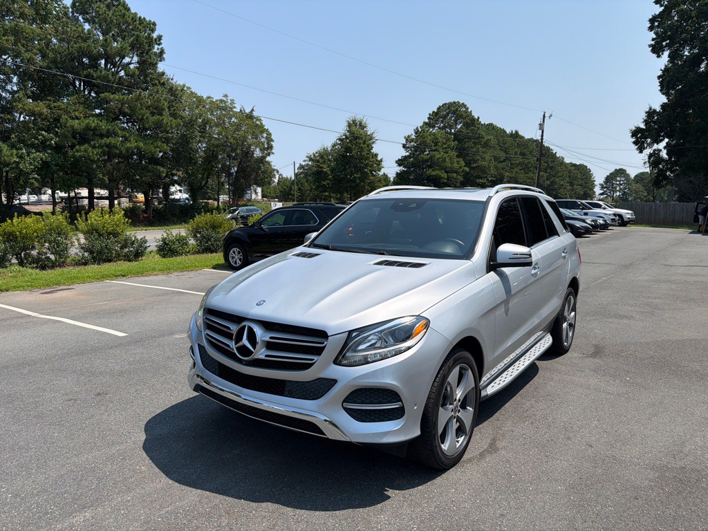 2016 Mercedes-Benz GLE-Class Image 2