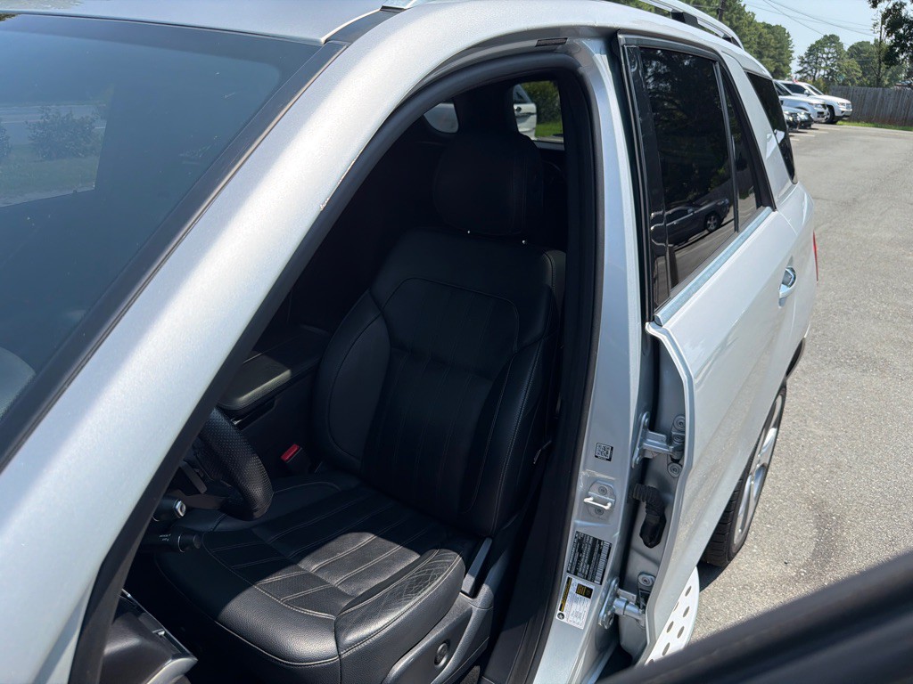 2016 Mercedes-Benz GLE-Class Image 9