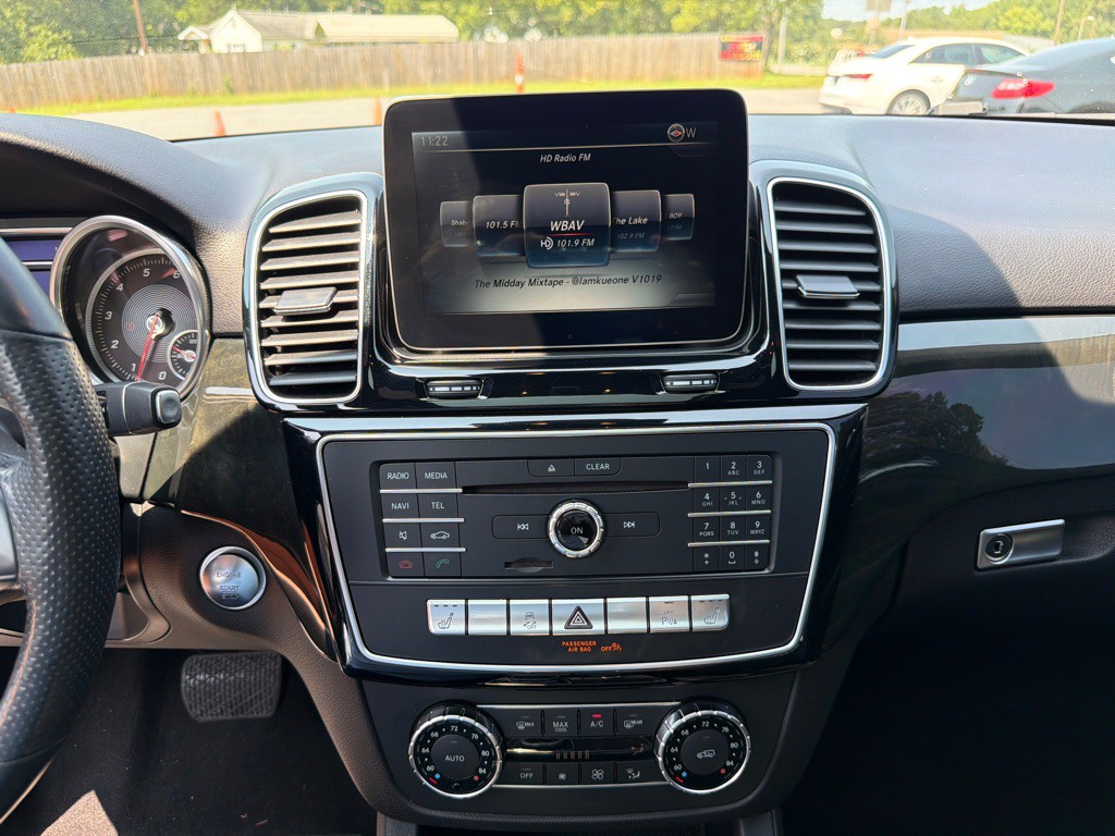 2016 Mercedes-Benz GLE-Class Image 19