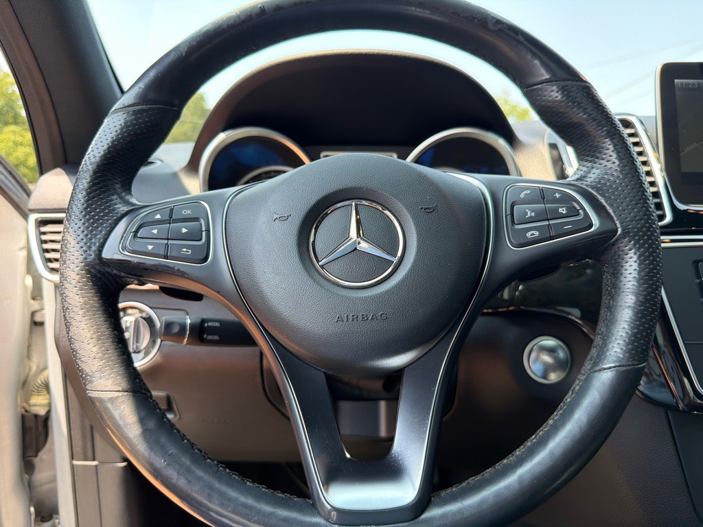 2016 Mercedes-Benz GLE-Class Image 22