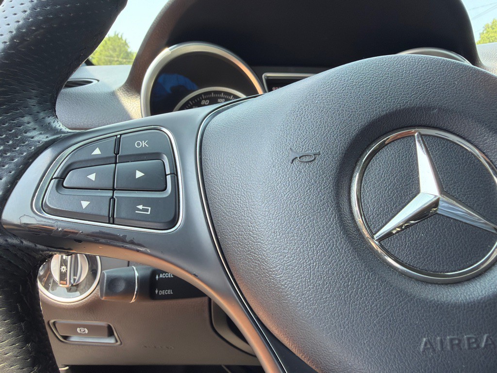2016 Mercedes-Benz GLE-Class Image 23